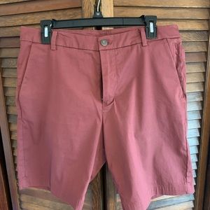 Lulu lemon commission Shorts maroon